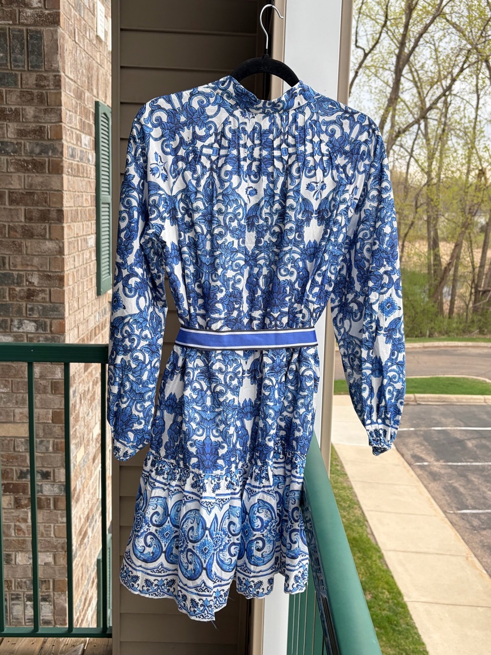 ππ«Antonio Melani Brynn BlueWhite Floral Mini Dress Belted Cotton Boho Chic Size4 - Picture 4 of 17